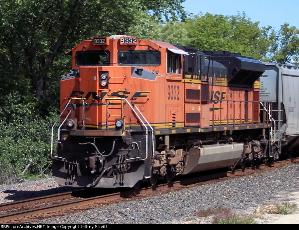 BNSF 9332